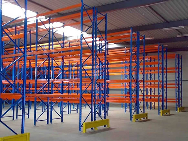 �Ͼ�ĳ������˾���ͻ��ܰ���