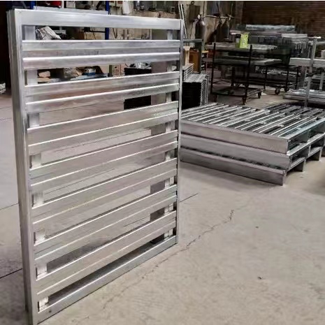 ����������������